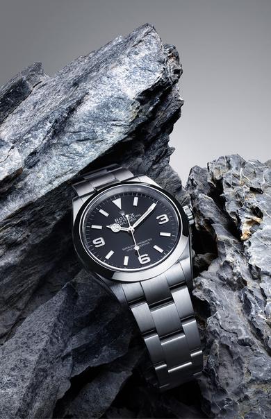 Created following the historic ascent of Everest in 1953, the Explorer offers exceptional chronometric precision even in the most extreme conditions.
