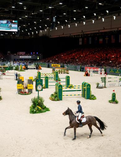 Rolex and equestrianism<br>
Existing as one
